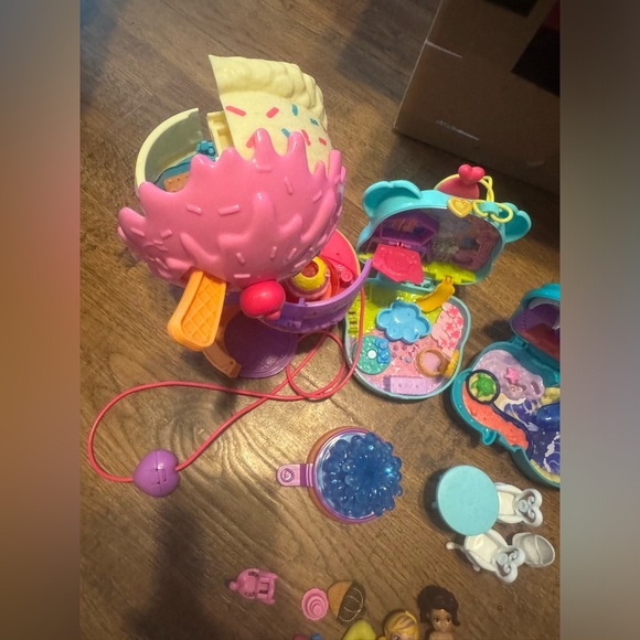 Polly pocket mega lot ice cream, flamingo, otter, birthday cake & puppy star - Picture 11 of 12